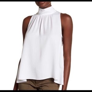 🎉HP🎉 LN Free People White Mock Neck Sleeveless Blouse XS